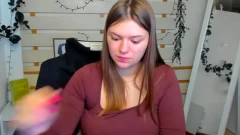 Monika online show from 04-28-26, 08:52