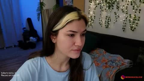 Monika online show from 02-08-26, 05:22