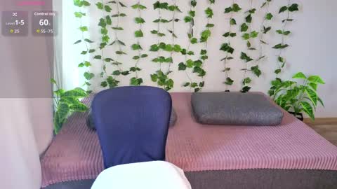 Monik online show from 04-26-26, 04:21