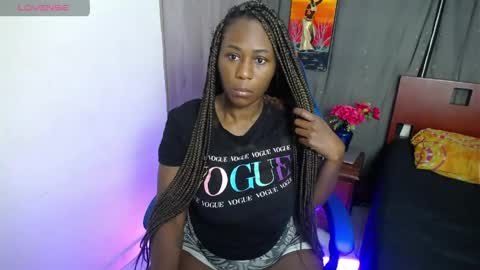 monique78854192 online show from 04-27-26, 03:59