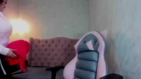 Monica online show from 07-23-26, 05:44