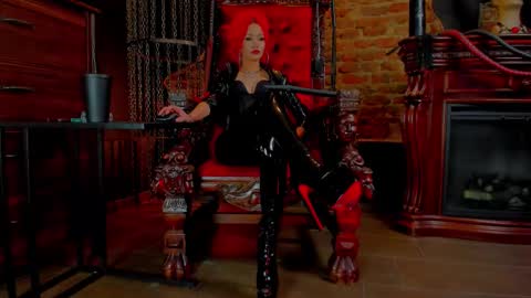 Monique C online show from 11-12-25, 01:55