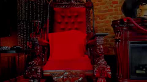 Monique C online show from 12-20-25, 02:57