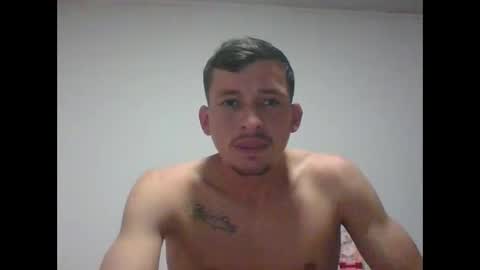 Snapshot of monito_hot17 chatting on 12-05-25, 04:58 monito_hot17 online show from 12-05-25, 04:58