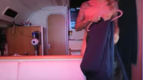 Snapshot of monkandmia chatting on 12-05-25, 04:54 Monk and Mia online show from 12-05-25, 04:54