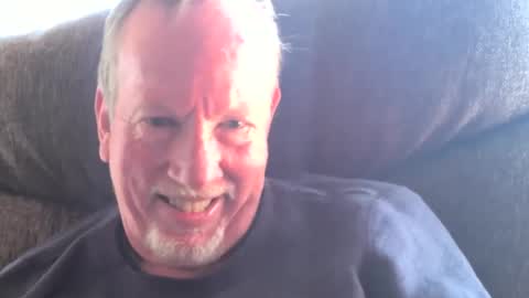 Snapshot of monkeedance chatting on 01-20-25, 09:01 Monkee Dance online show from 01-20-25, 09:01