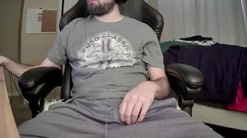 Snapshot of monkey_4u chatting on 01-18-25, 08:40 monkey_4u online show from 01-18-25, 08:40