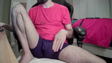 Snapshot of monkey_4u chatting on 10-21-25, 12:00 monkey_4u online show from 10-21-25, 12:00