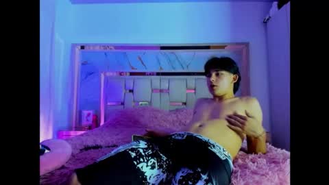 Snapshot of monky_0002 chatting on 03-06-26, 11:34 monky_0002 online show from 03-06-26, 11:34