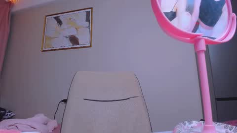 Snapshot of mono_lite chatting on 12-15-25, 08:57 Mon online show from 12-15-25, 08:57