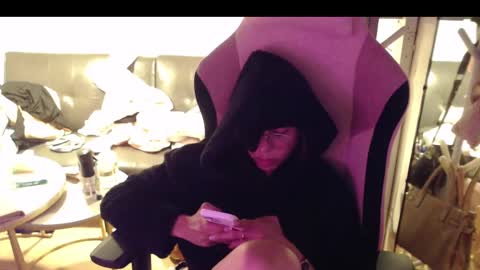 Snapshot of monstercockselfsuck chatting on 12-09-24, 11:47 ELYSE A SIMPLE GIRL online show from 12-09-24, 11:47