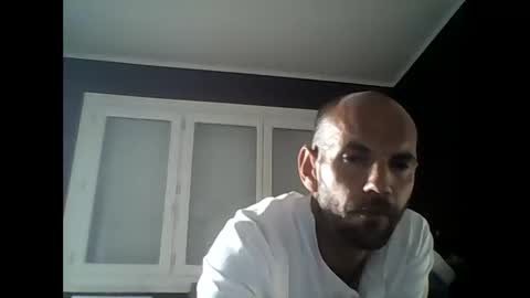 montmasse online show from 05-08-26, 05:51