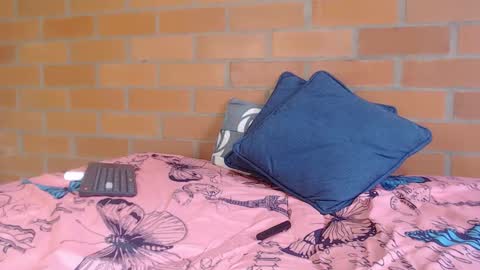 Luisa online show from 03-11-26, 02:01