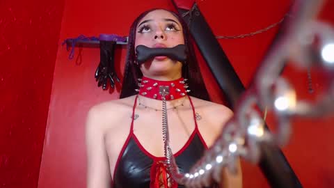 Monttserratt online show from 01-10-25, 07:43