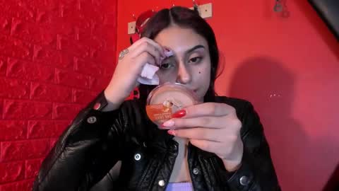 Monttserratt online show from 10-03-25, 12:02