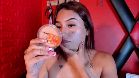 Monttserratt online show from 10-17-25, 08:11