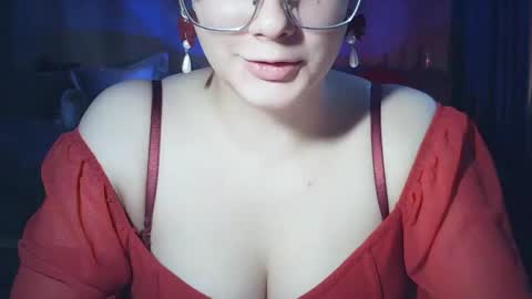 moodiemira online show from 02-12-26, 01:39