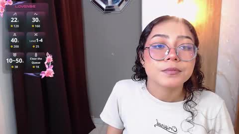 moon_and_fire_ online show from 03-04-26, 07:03