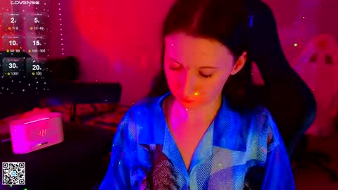 Lola online show from 03-06-25, 11:03