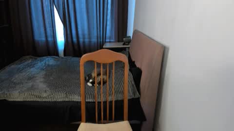 Zoe online show from 03-12-26, 12:22