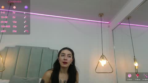 Moon online show from 04-24-26, 02:03