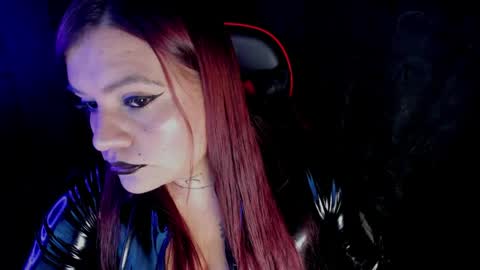 Snapshot of moon_dark520 chatting on 04-11-26, 02:38 Lilith online show from 04-11-26, 02:38