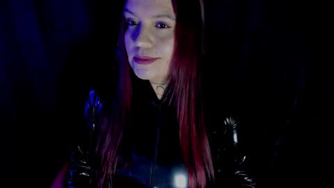 Snapshot of moon_dark520 chatting on 05-09-26, 03:23 Lilith online show from 05-09-26, 03:23