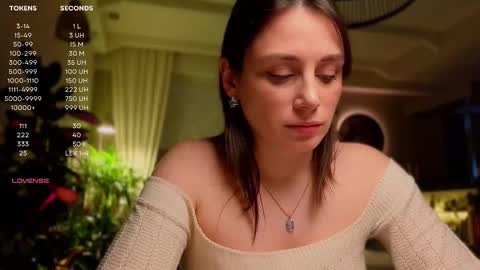 Luna  online show from 02-14-25, 01:18