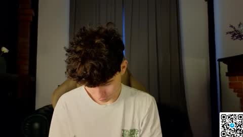 Snapshot of moon_gloww chatting on 03-14-26, 02:28 moon_gloww online show from 03-14-26, 02:28