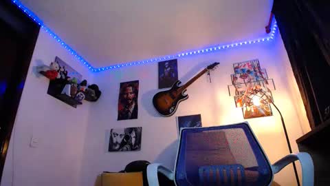 Luna online show from 01-16-25, 02:51