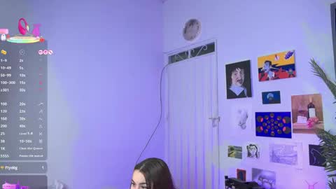 Snapshot of moon_pixie chatting on 06-05-26, 05:47 MoonPixie online show from 06-05-26, 05:47