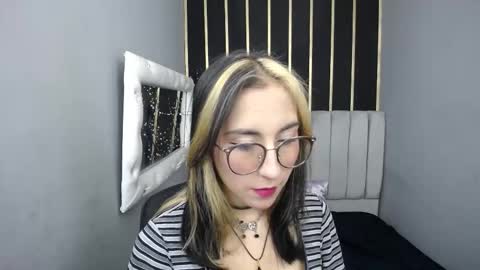 MOON SHUT online show from 03-13-26, 12:34