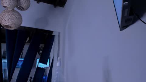 Snapshot of moon_swt_ chatting on 03-12-25, 01:03 Luna  online show from 03-12-25, 01:03