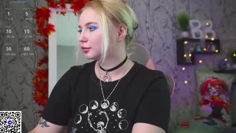 Emilia online show from 10-24-25, 09:06