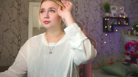 Emilia online show from 03-03-26, 09:15