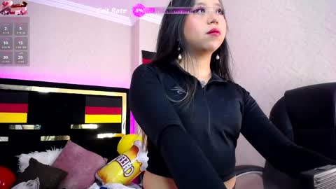 Snapshot of moon_water__ chatting on 09-29-25, 11:48 Moon Water online show from 09-29-25, 11:48