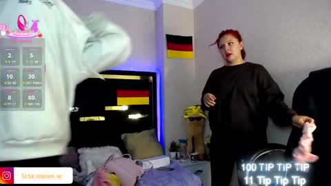 Snapshot of moon_water__ chatting on 10-04-25, 09:40 Moon Water online show from 10-04-25, 09:40