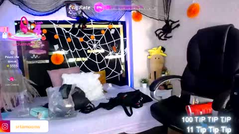 Snapshot of moon_water__ chatting on 10-13-25, 11:54 Moon Water online show from 10-13-25, 11:54