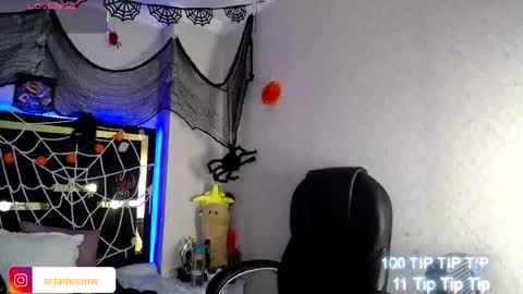 Snapshot of moon_water__ chatting on 11-06-25, 10:16 Moon Water online show from 11-06-25, 10:16