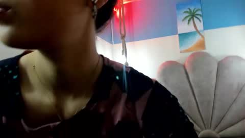 Snapshot of moon_winy chatting on 10-08-25, 11:19 Winy online show from 10-08-25, 11:19