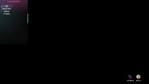 Snapshot of moon_winy chatting on 10-22-25, 11:21 Winy online show from 10-22-25, 11:21