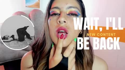 Snapshot of moon_winy chatting on 11-17-25, 11:16 Winy online show from 11-17-25, 11:16