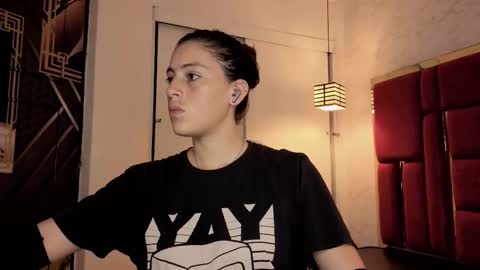 Snapshot of moon_winy chatting on 11-27-25, 11:56 Winy online show from 11-27-25, 11:56