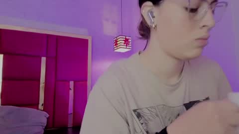 Winy online show from 04-25-26, 11:24