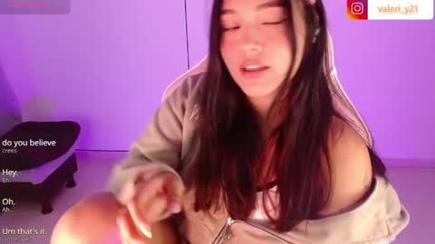Snapshot of moonbella_bell chatting on 04-16-26, 05:41 bell online show from 04-16-26, 05:41