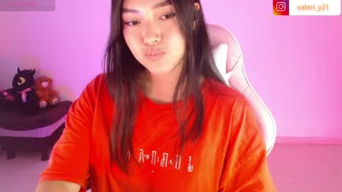 Snapshot of moonbella_bell chatting on 05-05-26, 07:44 bell online show from 05-05-26, 07:44