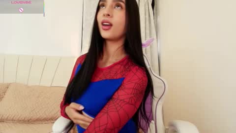 moonbrunettee online show from 10-17-25, 09:17