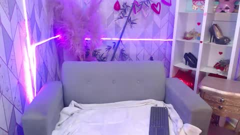 Charlotte online show from 10-04-25, 07:01