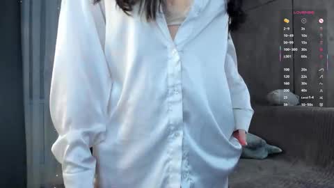 Sophia online show from 02-05-26, 02:11