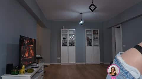 Snapshot of moondao chatting on 11-22-25, 04:39 Anna online show from 11-22-25, 04:39